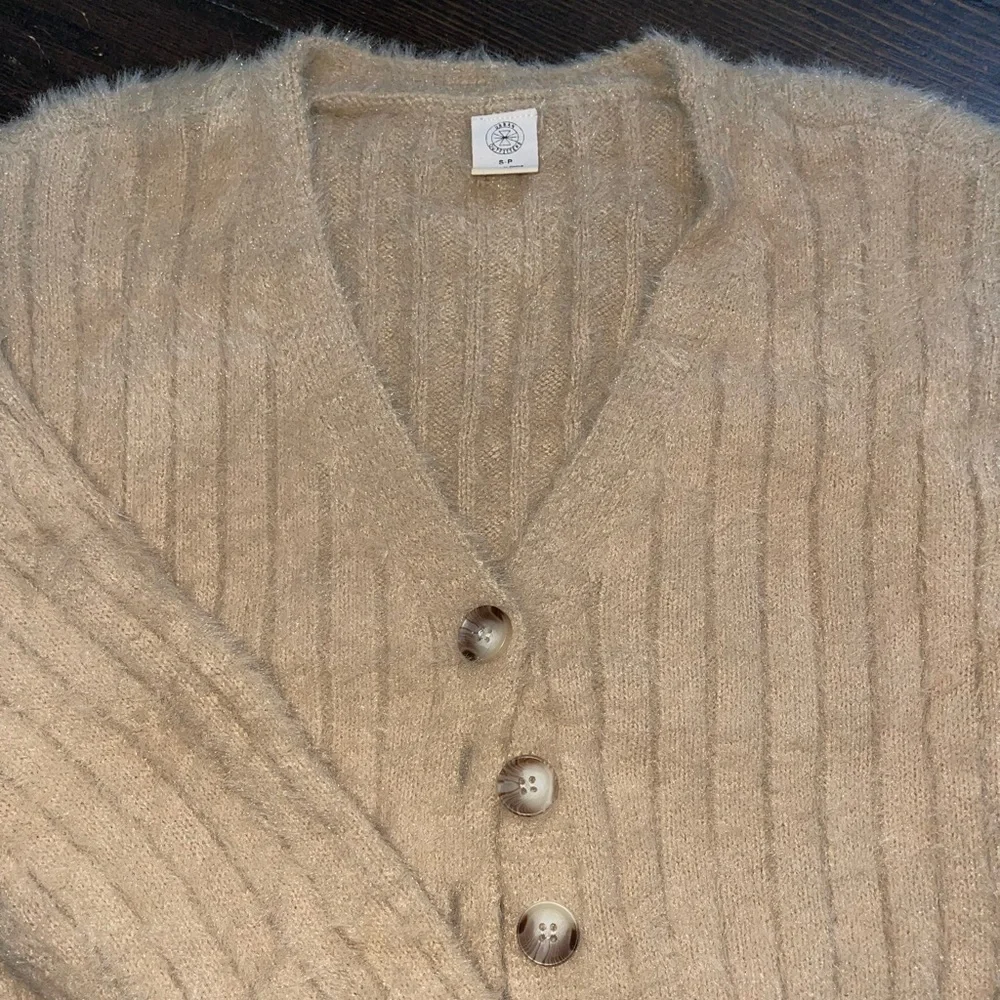 UO Maddie Fuzzy Fitted Cardigain - Picture 3 of 5